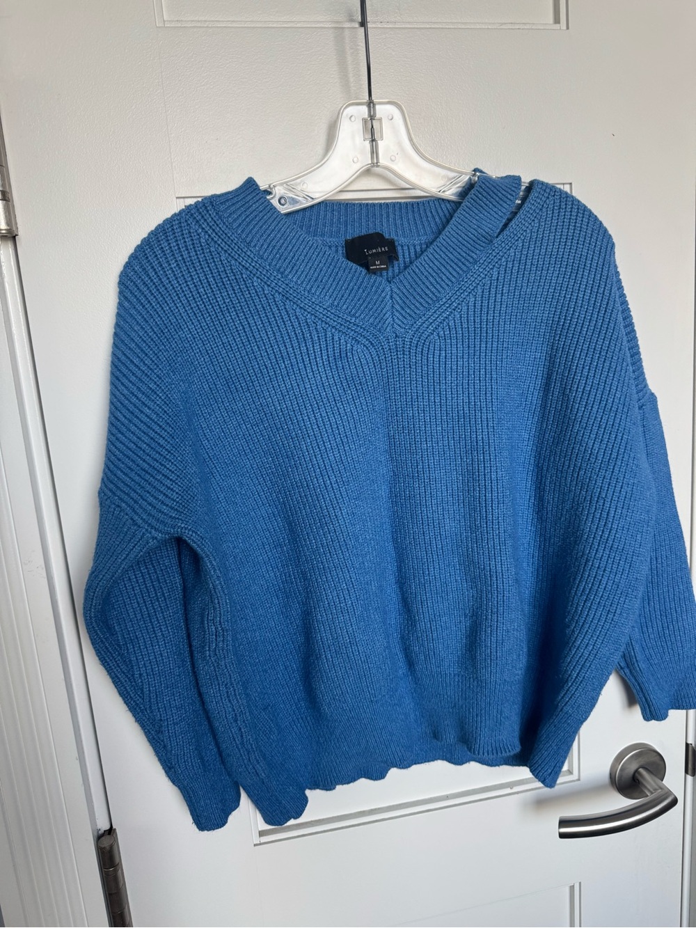 Lumiere Ocean Blue V-Neck Ribbed Knit Sweater